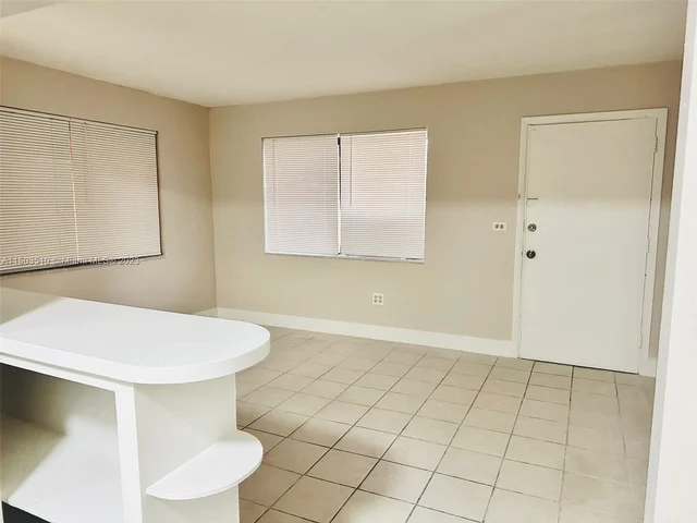 2960 W Flagler St # 103, Miami FL 33135