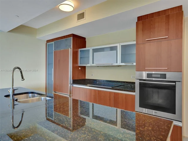 17201 Collins Ave # 1704, Sunny Isles Beach FL 33160