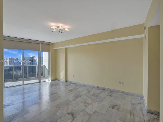 17201 Collins Ave # 1704, Sunny Isles Beach FL 33160