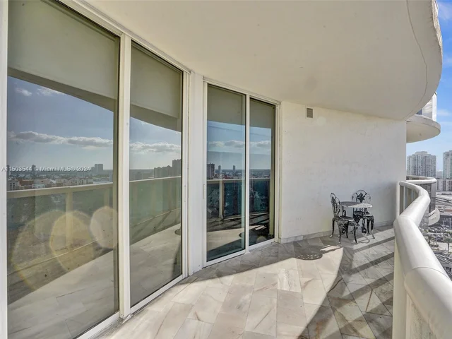 17201 Collins Ave # 1704, Sunny Isles Beach FL 33160