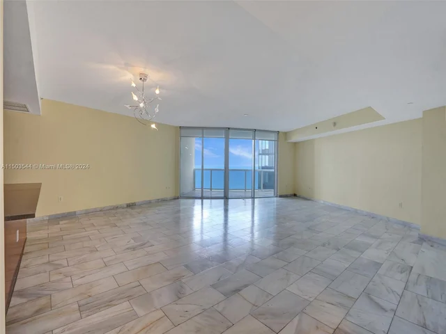 17201 Collins Ave # 1704, Sunny Isles Beach FL 33160