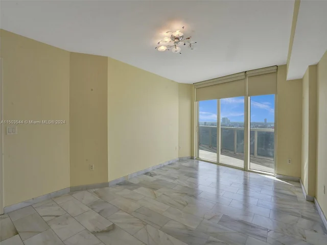 17201 Collins Ave # 1704, Sunny Isles Beach FL 33160
