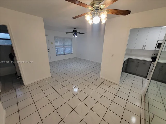 2500 W 67th Pl # 26, Hialeah FL 33016