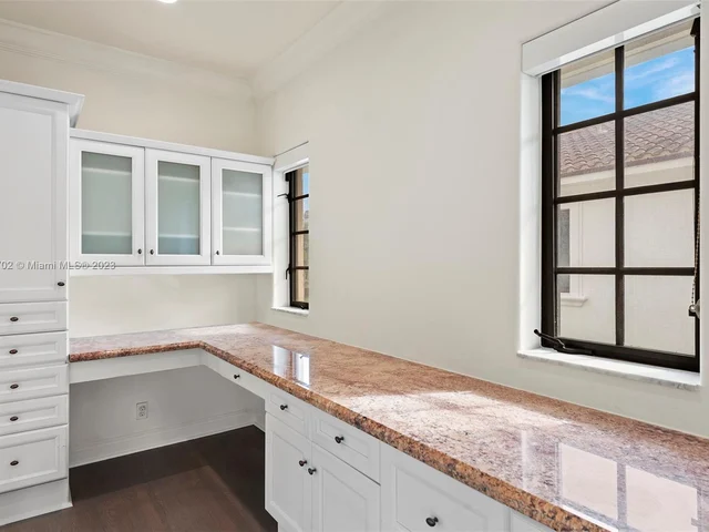 636 PALM DRIVE, Hallandale Beach FL 33009