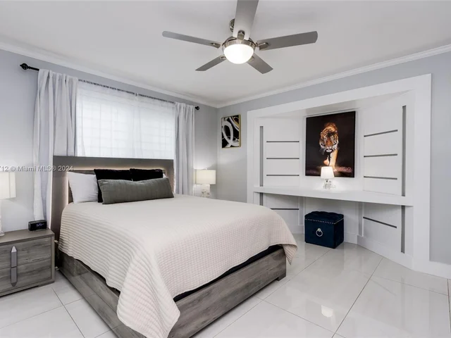 2260 NE 62nd St, Fort Lauderdale FL 33308