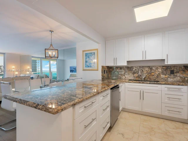 2301 Collins Ave # 804, Miami Beach FL 33139