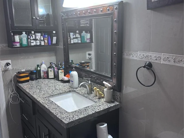 2800 NW 56th Ave # C108, Lauderhill FL 33313