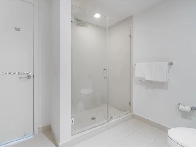 4111 S Ocean Dr # 1812, Hollywood FL 33019