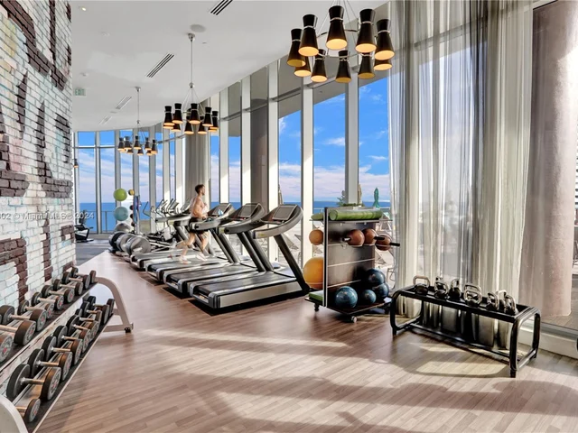 4111 S Ocean Dr # 1812, Hollywood FL 33019