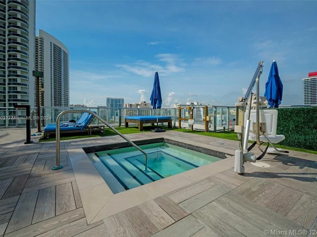 4111 S Ocean Dr # 1812, Hollywood FL 33019