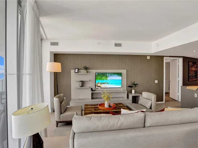 4111 S Ocean Dr # 1812, Hollywood FL 33019