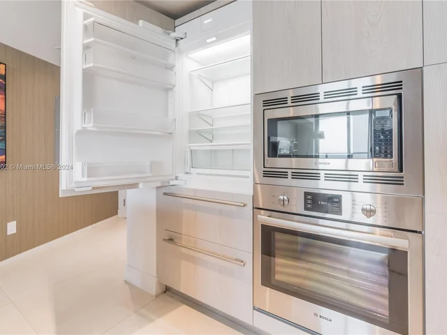 4111 S Ocean Dr # 1812, Hollywood FL 33019