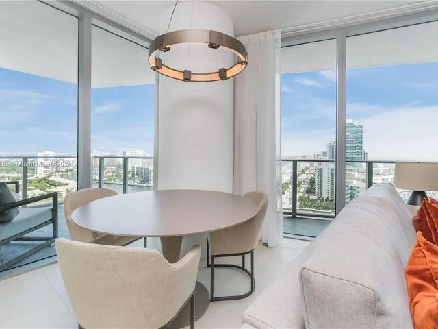 4111 S Ocean Dr # 1812, Hollywood FL 33019