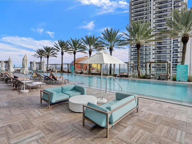 4111 S Ocean Dr # 1812, Hollywood FL 33019