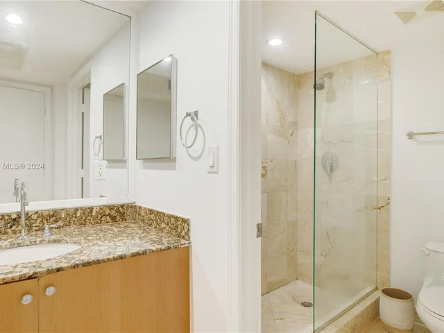 6917 Collins Ave # 705, Miami Beach FL 33141