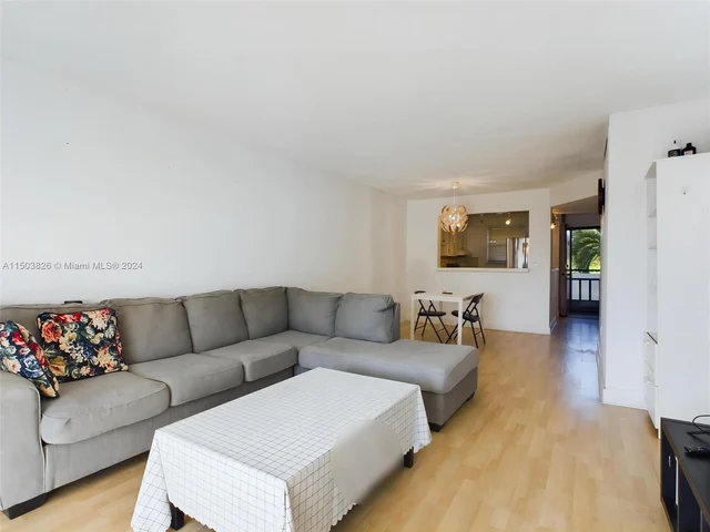 1700 NE 191st St # 405, Miami FL 33179