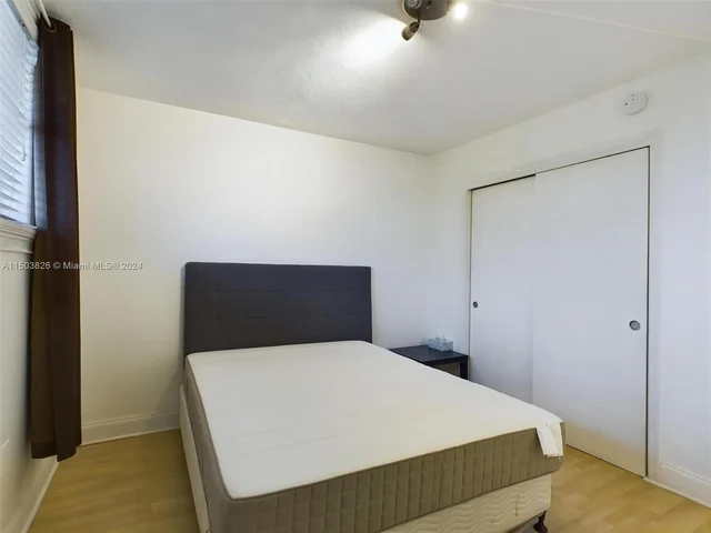 1700 NE 191st St # 405, Miami FL 33179