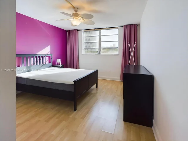 1700 NE 191st St # 405, Miami FL 33179