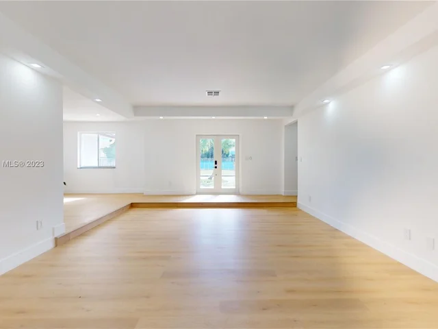 7955 SW 162nd St, Palmetto Bay FL 33157