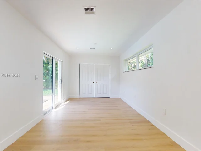 7955 SW 162nd St, Palmetto Bay FL 33157