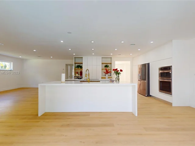 7955 SW 162nd St, Palmetto Bay FL 33157