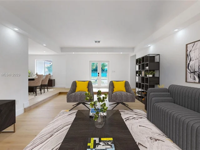 7955 SW 162nd St, Palmetto Bay FL 33157