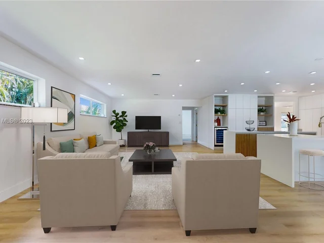 7955 SW 162nd St, Palmetto Bay FL 33157