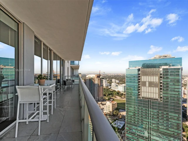 1300 Brickell Bay Dr # 4305, Miami FL 33131