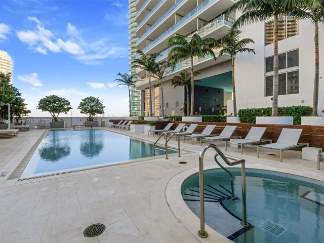 1300 Brickell Bay Dr # 4305, Miami FL 33131