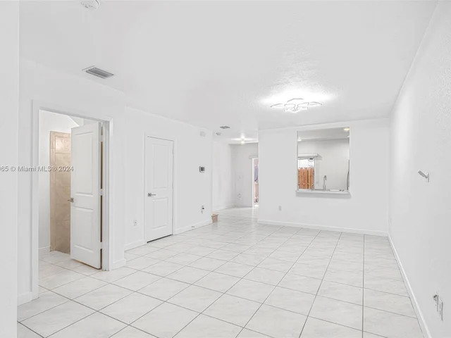 541 NE 5th Way # 0, Florida City FL 33034