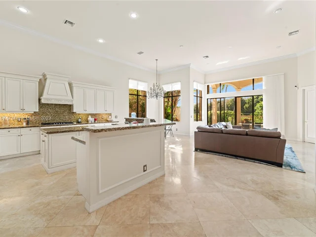 17763 Lake Azure Way, Boca Raton FL 33496