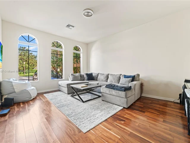 17763 Lake Azure Way, Boca Raton FL 33496