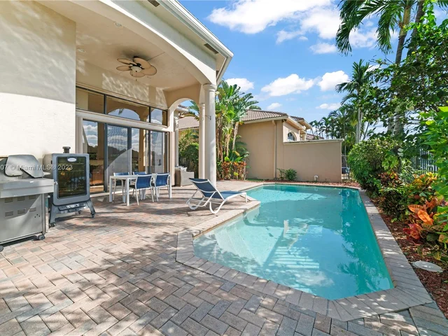 17763 Lake Azure Way, Boca Raton FL 33496