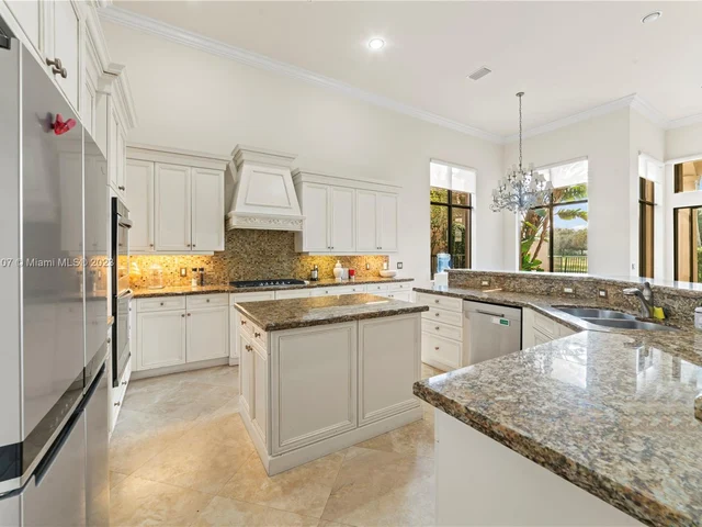 17763 Lake Azure Way, Boca Raton FL 33496