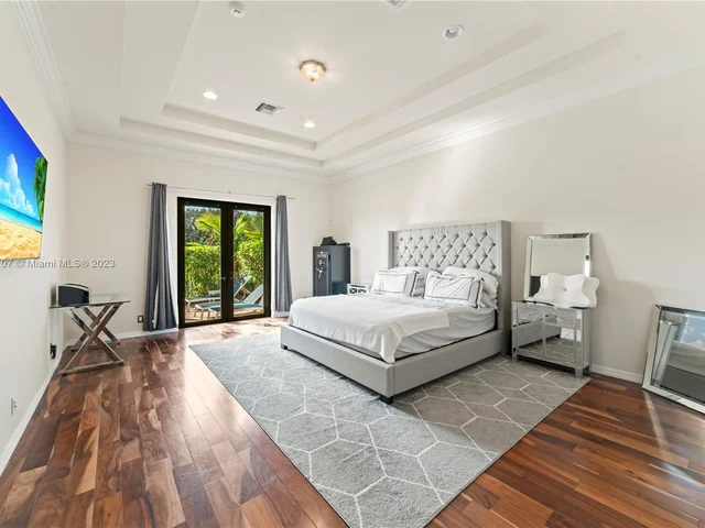 17763 Lake Azure Way, Boca Raton FL 33496