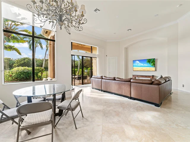 17763 Lake Azure Way, Boca Raton FL 33496