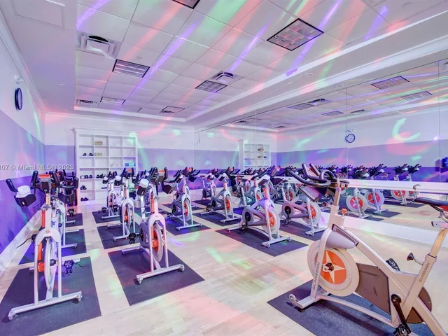 17763 Lake Azure Way, Boca Raton FL 33496