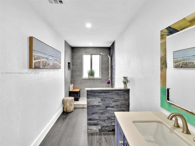 11113 SW 156th Ct, Miami FL 33196