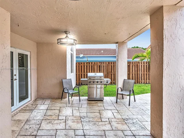 11113 SW 156th Ct, Miami FL 33196