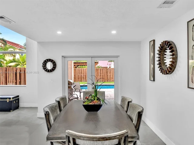 11113 SW 156th Ct, Miami FL 33196