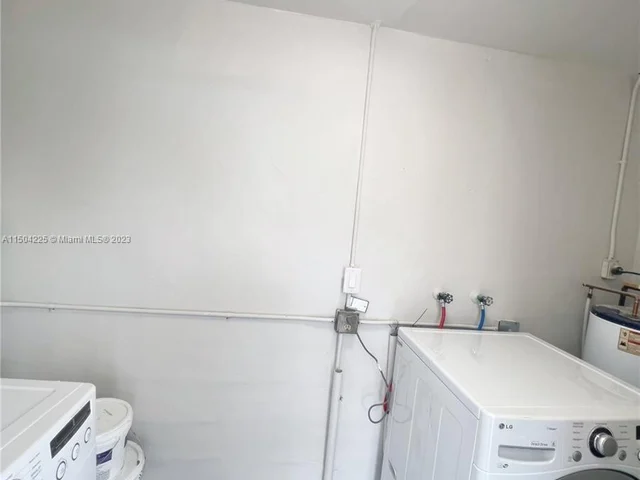 5364 NE 3rd Ter, Oakland Park FL 33334