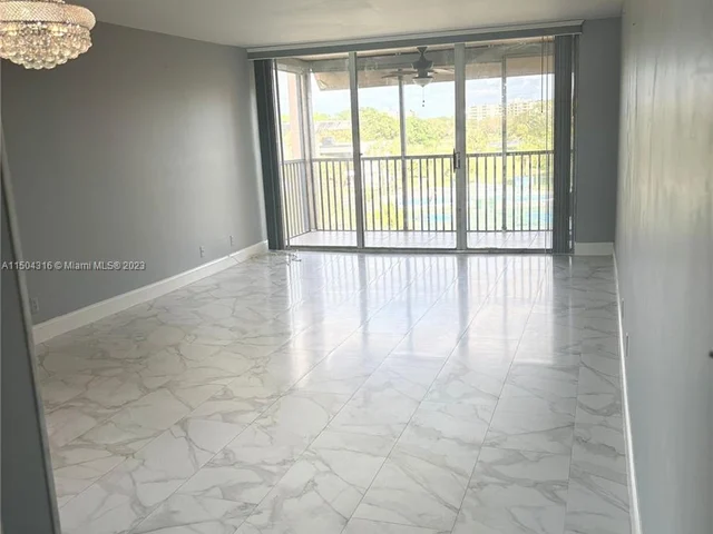 3751 Environ Blvd # 537, Lauderhill FL 33319