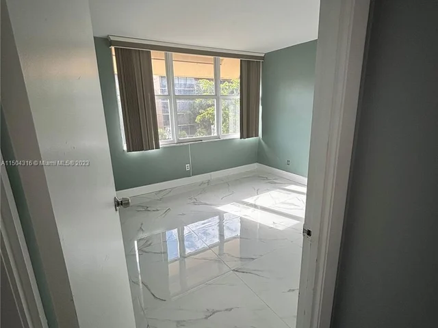 3751 Environ Blvd # 537, Lauderhill FL 33319