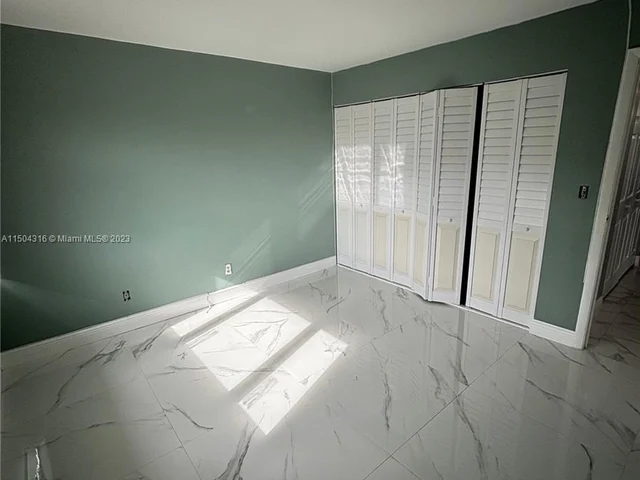 3751 Environ Blvd # 537, Lauderhill FL 33319