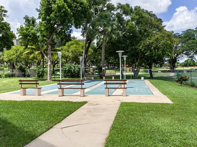 3751 Environ Blvd # 537, Lauderhill FL 33319