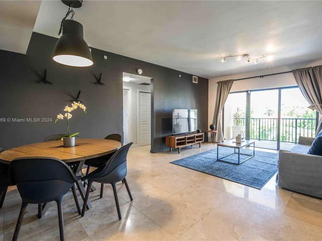 300 Majorca Ave # 404, Coral Gables FL 33134