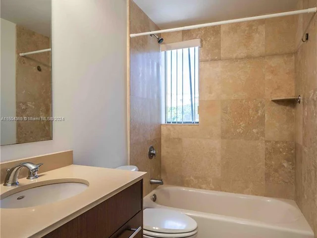 300 Majorca Ave # 404, Coral Gables FL 33134