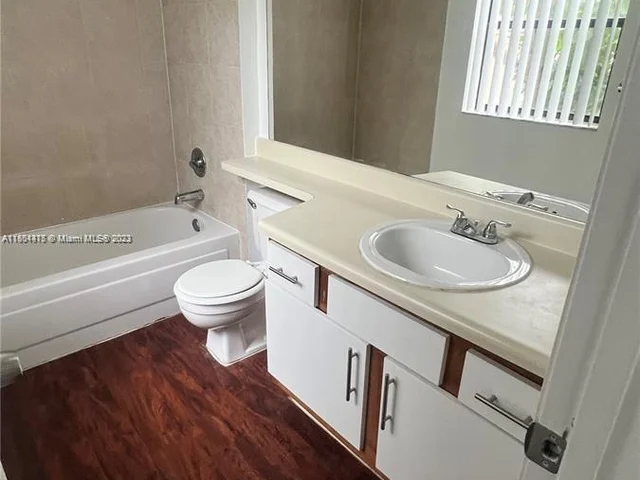 4261 W Mcnab Rd # 14, Pompano Beach FL 33069