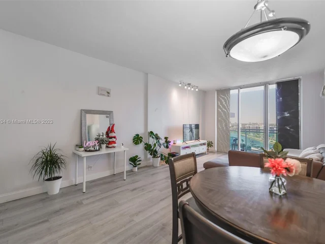 3001 S Ocean Dr # 1639, Hollywood FL 33019