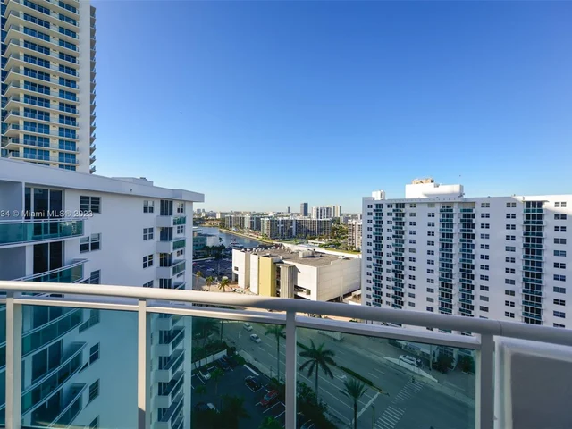 3001 S Ocean Dr # 1639, Hollywood FL 33019